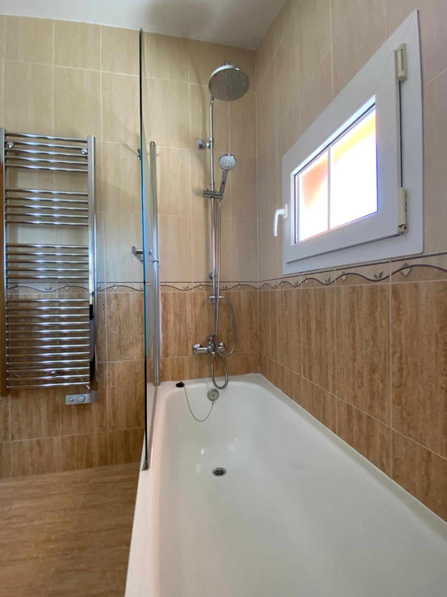 Villa With Heated Private Pool, Sea View& Turkish Sauna بينالماذينا المظهر الخارجي الصورة